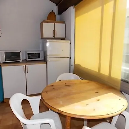 아파트 Studio 4 Personnes Proche Mer Et Commerces 73949 생트막시메